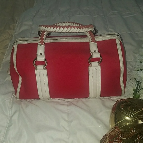 Banana Republic Handbags - 💥Cool red Banana Republic bag